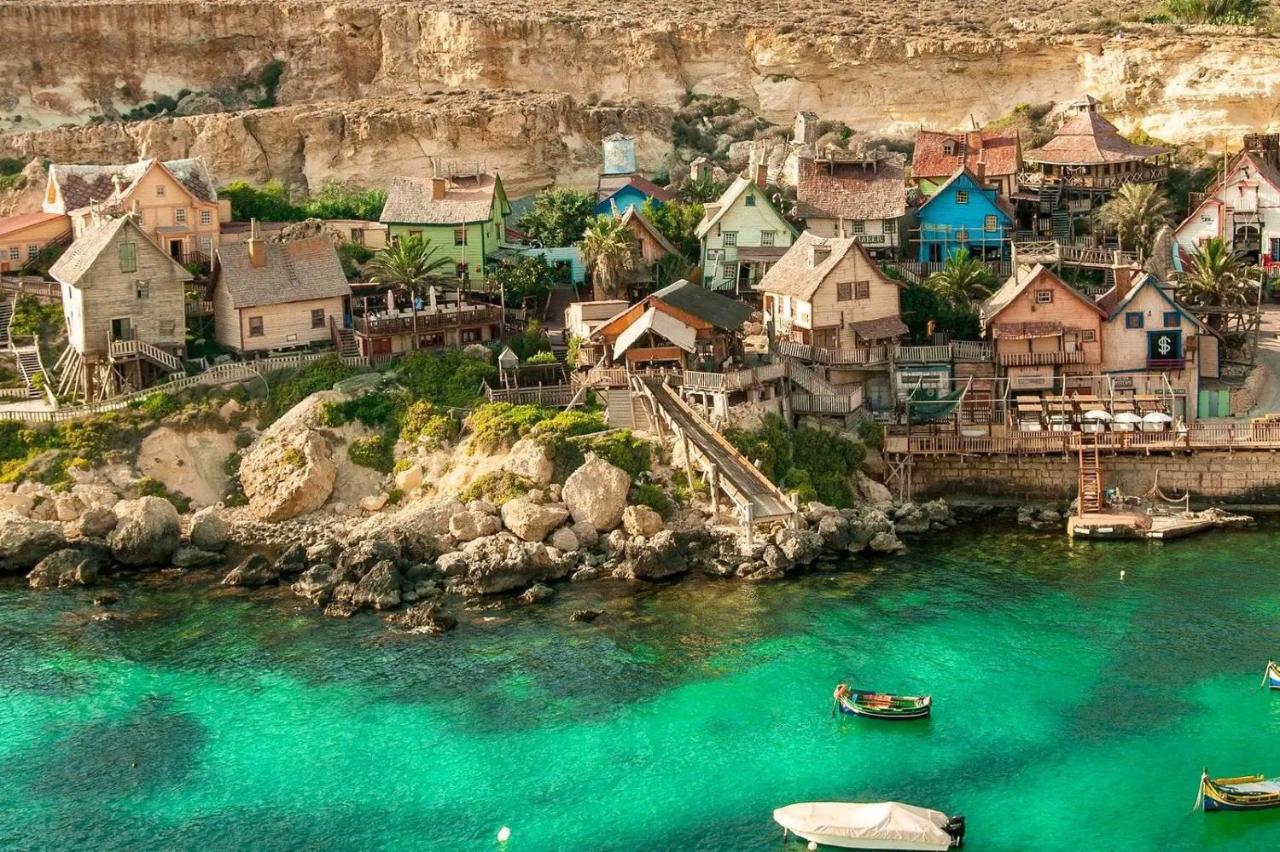 Brant * Sliema